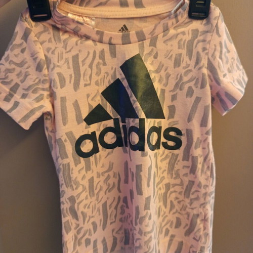 Adidas baby t-shirt for 18-24 months like new