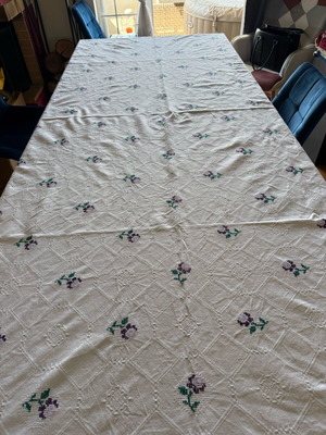 Tablecloth new cotton embroidery with purple flowers for large table 260cm