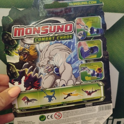 Monsuno Black Bullet Deluxe Booster Pack new