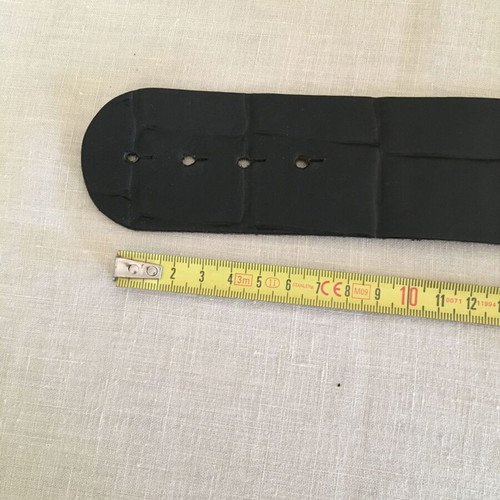 Women's vintage leather belt used, black, length 95 cm