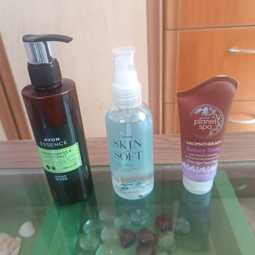 Body care set with lemon hand wash, jojoba body oil, and lavender face mask new