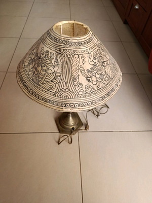 Table lamp brass solid with leather shade from India
