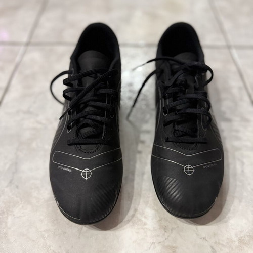 Nike football shoes like new, size 42, black