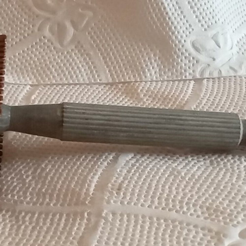 Collectible Open Comb Safety Razor used, brass head, 1940s–50s