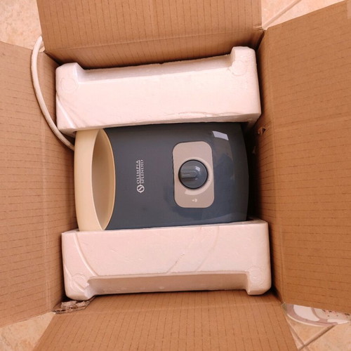 Olimpia Splendid Aquaria Compact dehumidifier like new, 12lt compressor