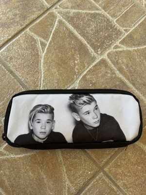 Marcus & Martinus pencil case like new