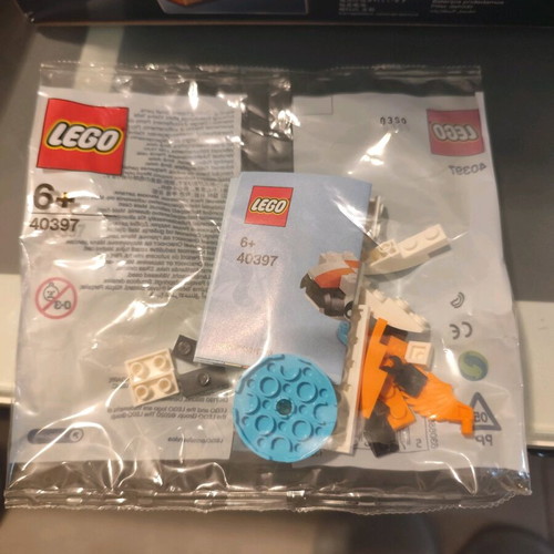 LEGO Monthly Mini Model Build Fish new, sealed