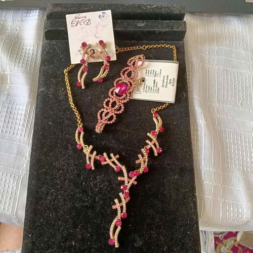 Necklace, bracelet and earrings set, pink and yellow