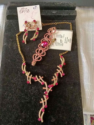Necklace, bracelet and earrings set, pink and yellow