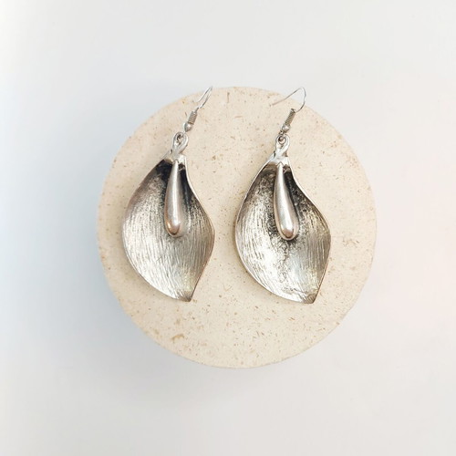 Calla flower women's earrings new, silver with textured embossed design