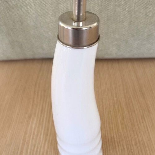 White oil and vinegar bottles new, minimal design, set of 2