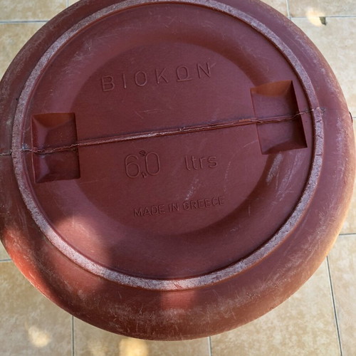 Plastic oil containers 60 and 75 liters