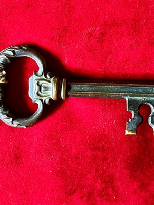 Vintage wine corkscrew and beer opener used, brass key shape 1960