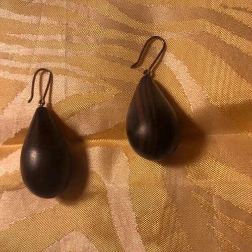 Wooden teardrop earrings like new, ebony, vintage Isidore Domingo
