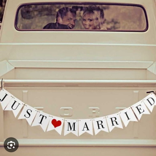 Just Married Wedding Decorative Banner like new, paper