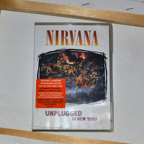 Nirvana Unplugged in New York DVD like new, rock