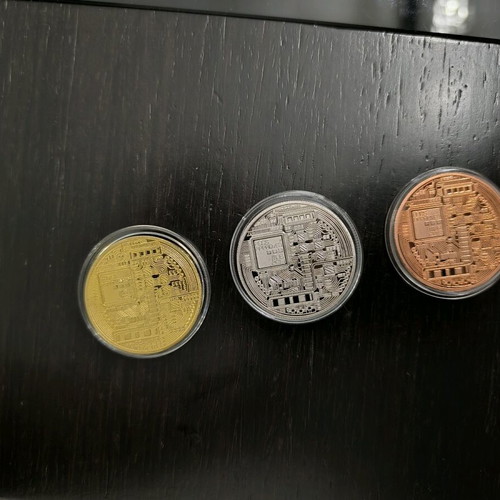 Metal bitcoin coins new, pack of 3 pieces