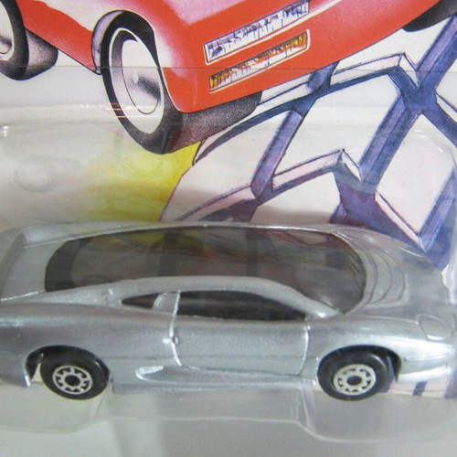 Maisto Turbo Tread Jaguar XJ220 diecast car brand new
