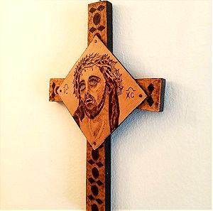Χριστός με Ακάνθινο Στεφάνι 2 - Χειροποίητος Σταυρός με Πυρογραφία