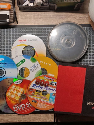Θήκες CD/DVD Nescafe Classic μεταχειρισμένες με πλαστική θήκη