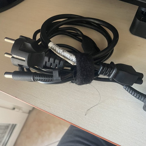 HP laptop charger 90W model PPP012A-S