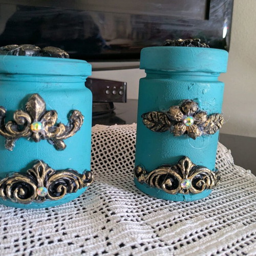Handmade jar set new, decorated with flowers