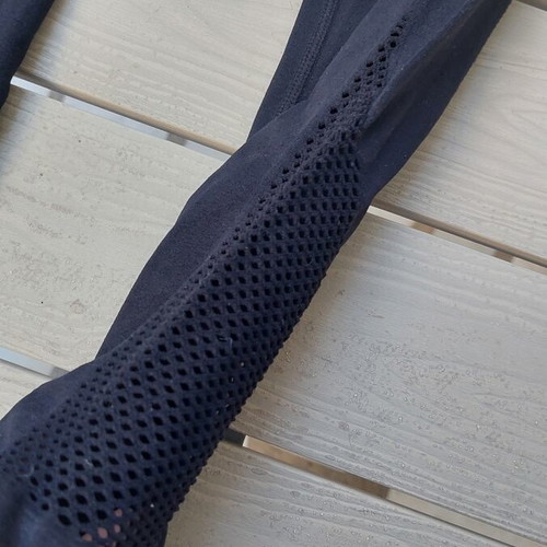Avon women's leggings with pocket and mesh like new, black, size L