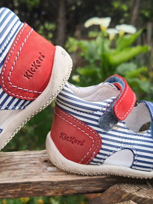 Kickers leather sandals used, size 21