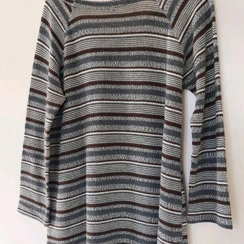 Lightweight colorful pullover like new with stripes and wooden buttons