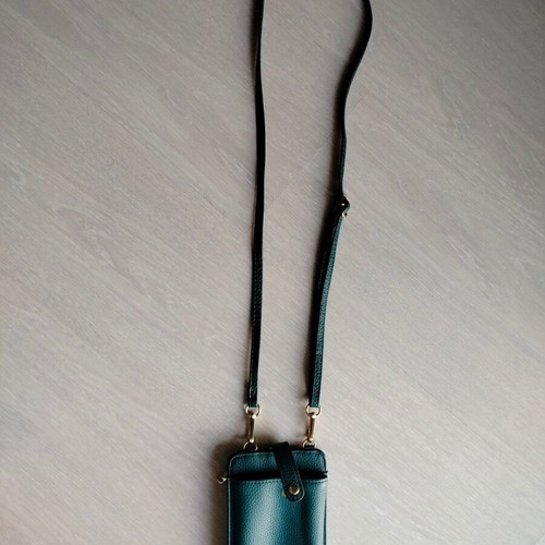 Crossbody bag new green for mobile with compartments