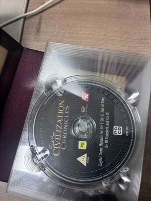 Sid Meier’s Civilization Chronicles PC edition used, missing one disc