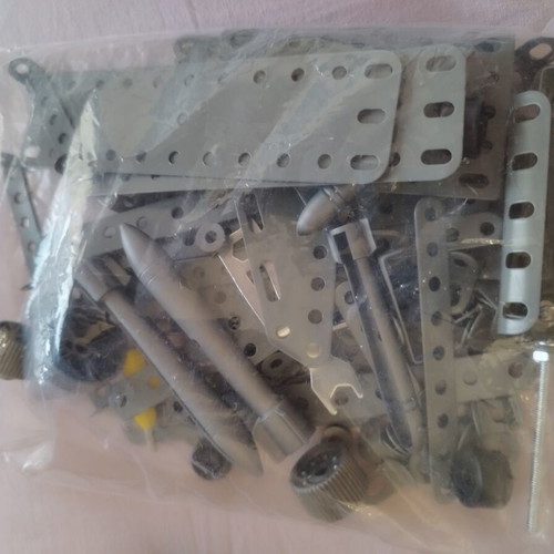 Fighter Jet metal construction toy set, 334 pieces