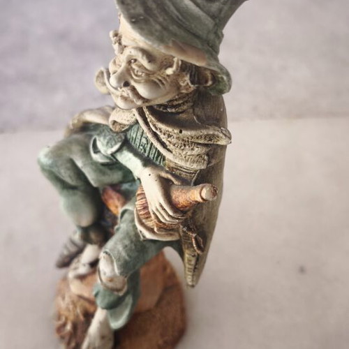 Decorative figurines vintage used, set