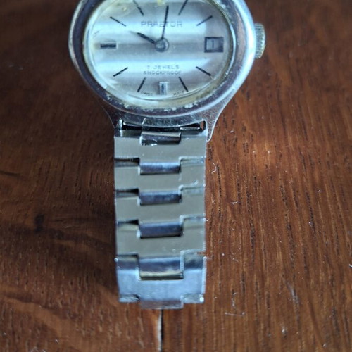 Swiss Women's Mechanical Watch 1970s Used, Silver, Date Window, 17 Jewels