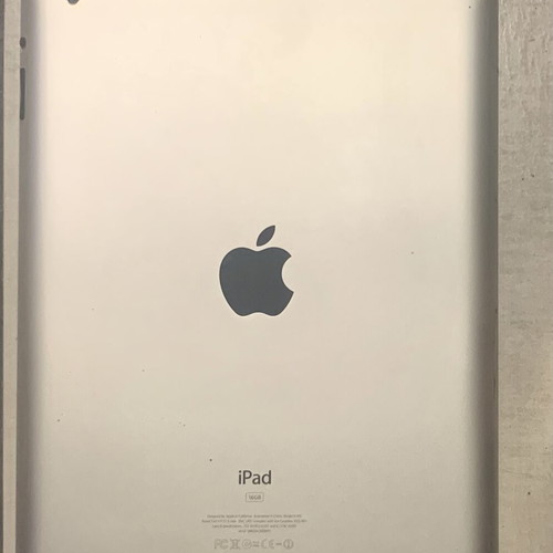 iPad 2 16GB Wi-Fi model A1395 with charger