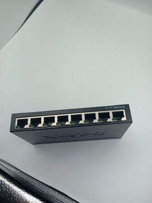 D-Link 8 θυρών Gigabit unmanaged switch