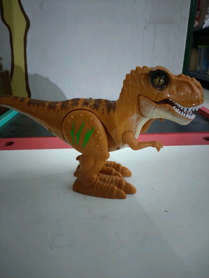 Zuru Robo Alive Dino Wars T-Rex robotic 12" dinosaur used