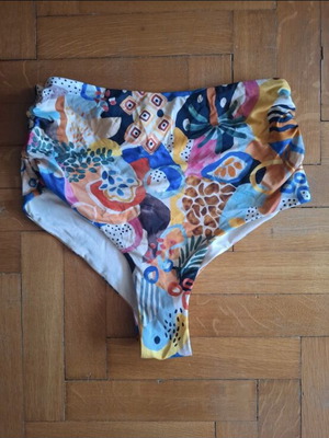 Oysho Abstract Tropical Print Ruched Side High Waisted Bikini Bottom
