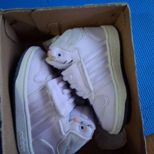 Adidas baby sports shoes used, size 21, light purple