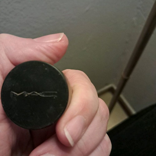 Mac shadow shimmer powder like new with box, iridescent chocolate