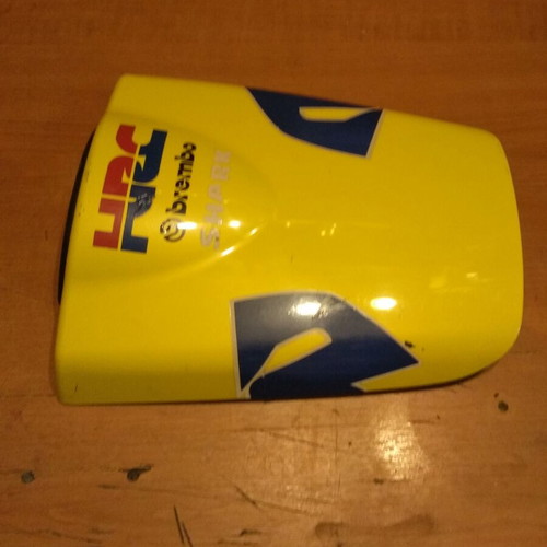 Honda CBR 600RR genuine solo seat cover like new, gold-yellow pearl