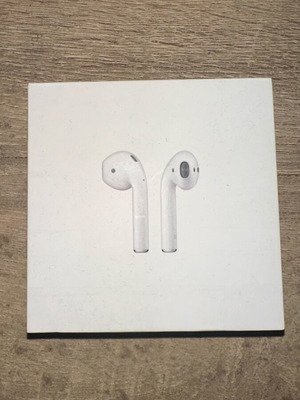 Apple AirPods 1 2nd Generation μεταχειρισμένα, μόνο για ανταλλακτικά