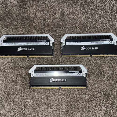 Corsair Dominator Platinum RAM 12GB (3x4GB) 2800MHz new