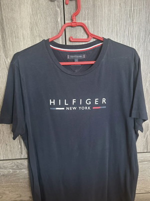 Hilfiger κοντομάνικη μπλούζα σαν καινούργιο, αυθεντική