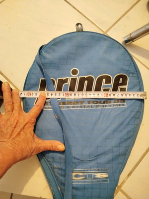 Tennis racket case like new