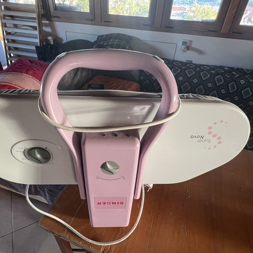 Singer press, barely used
