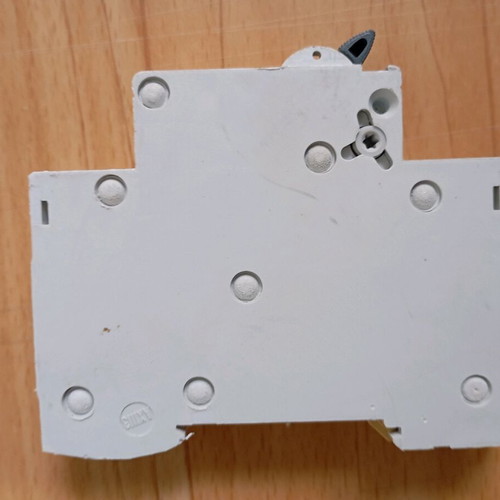 Merlin Gerin C16 breakers used, pack of 10 pieces