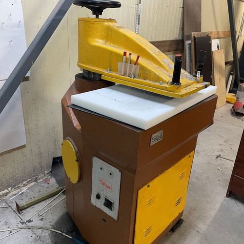 Silpa cutting press used, professional hydraulic