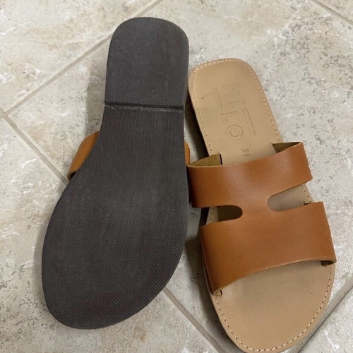 Sandals worn once, size 38, flip-flop style
