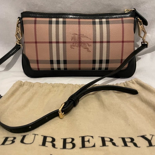 Burberry authentic bag like new
